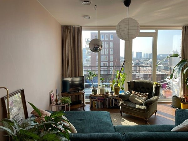 For rent: Flat Maashavenweg in Rotterdam