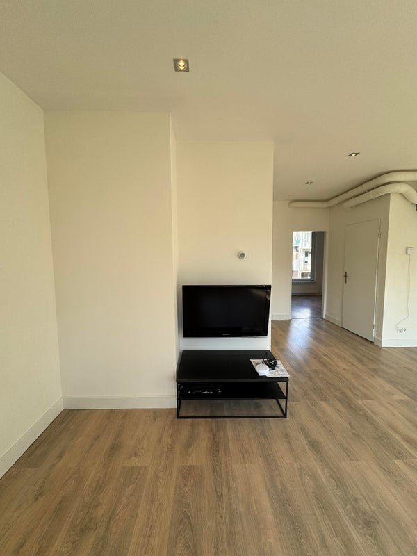 For rent: Flat Churchill-laan in Amsterdam