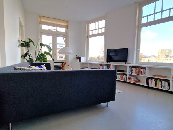For rent: Flat Groot Hertoginnelaan in Den Haag