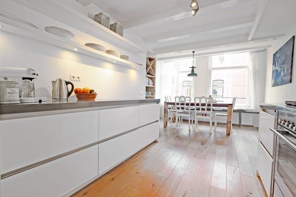 For rent: Flat Haarlemmerdijk in Amsterdam