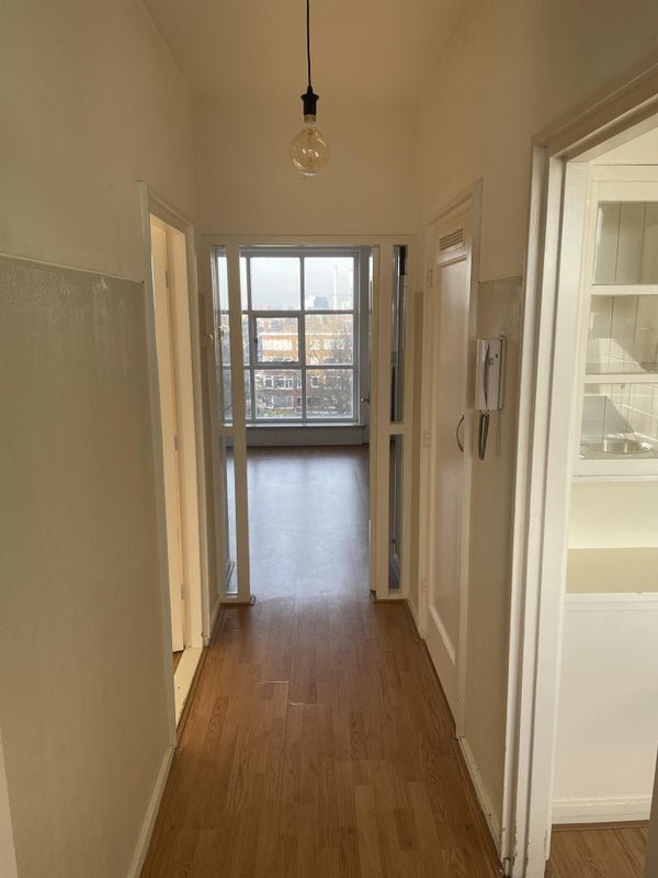 For rent: Flat Zuidplein in Rotterdam