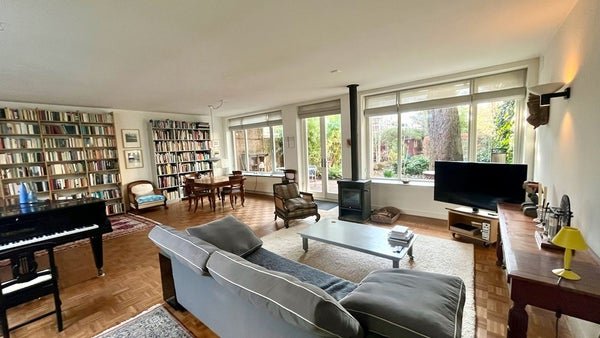 For rent: Flat Lange Beestenmarkt in Den Haag