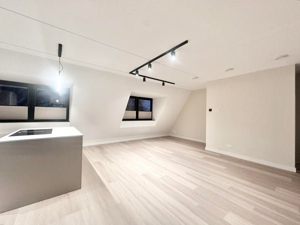 For rent: Flat Kometensingel in Amsterdam