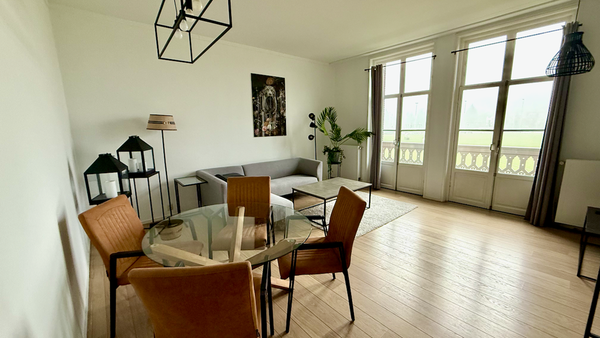 For rent: Flat Van Hogenhoucklaan in Den Haag