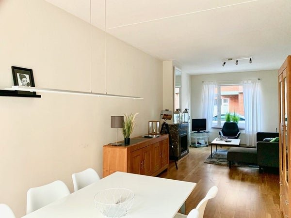 For rent: Flat Pieter van den Zandestraat in Den Haag