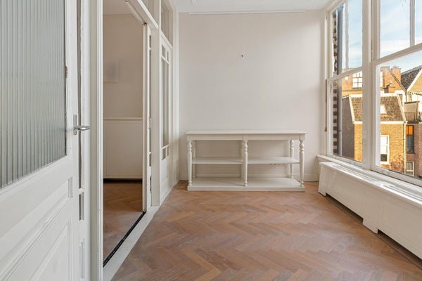 For rent: Flat Aert van der Goesstraat in Den Haag