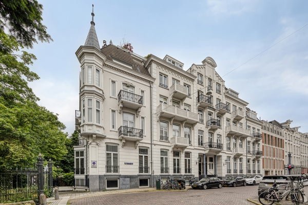For rent: Flat Pieter Cornelisz. Hooftstraat 206 in Amsterdam