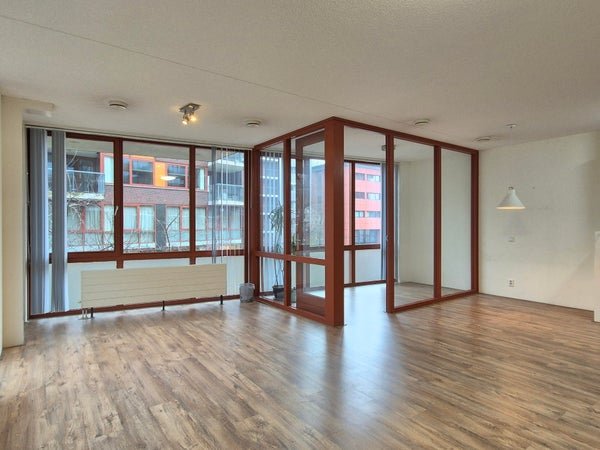 For rent: Flat Koningslaan in Rotterdam