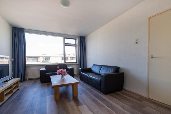 For rent: Flat Valkreek in Rotterdam