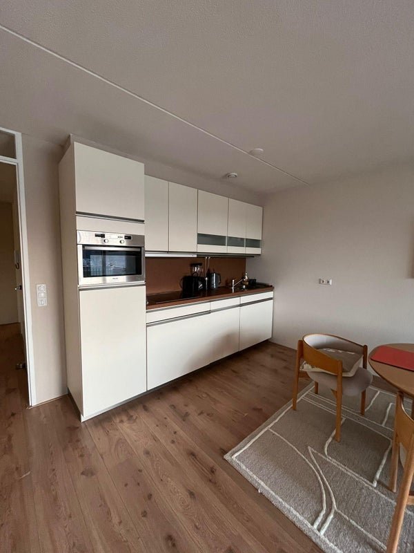 For rent: Flat IJsbaankade 33 in Huizen