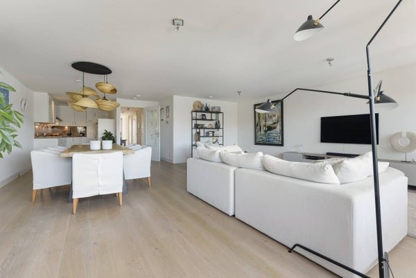 For rent: Flat Dr. Lelykade in Den Haag