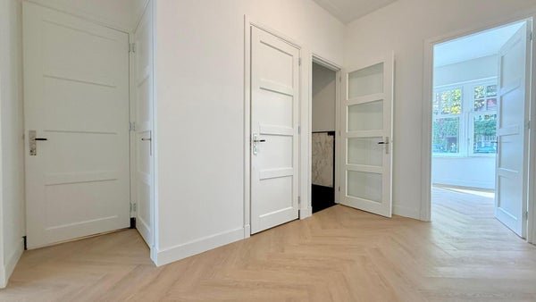 For rent: Flat Linnaeushof in Amsterdam