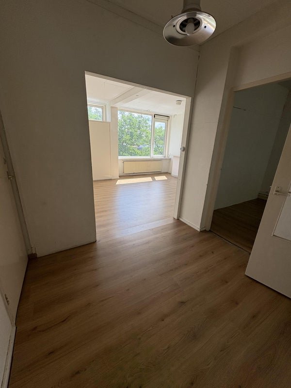 For rent: Flat Zuidplein 104 E in Rotterdam