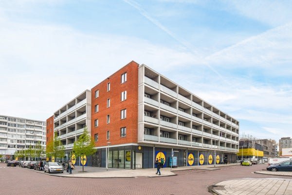 For rent: Flat August Allebéplein 209 in Amsterdam