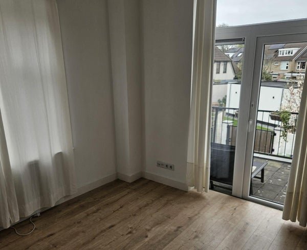 For rent: Flat Heereweg in Lisse