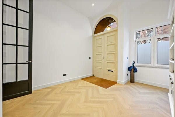 For rent: Flat De Ruijterstraat 33 in Den Haag