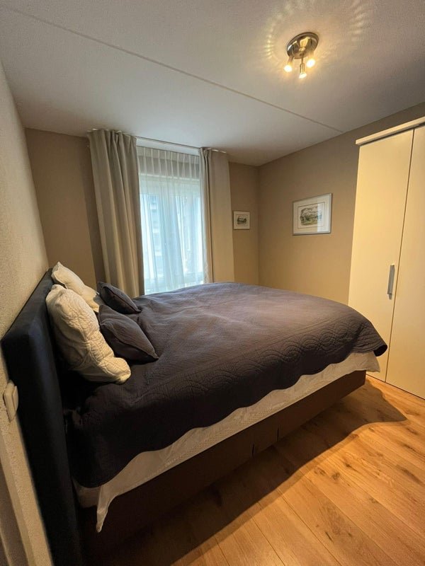 For rent: Flat IJsbaankade 33 in Huizen