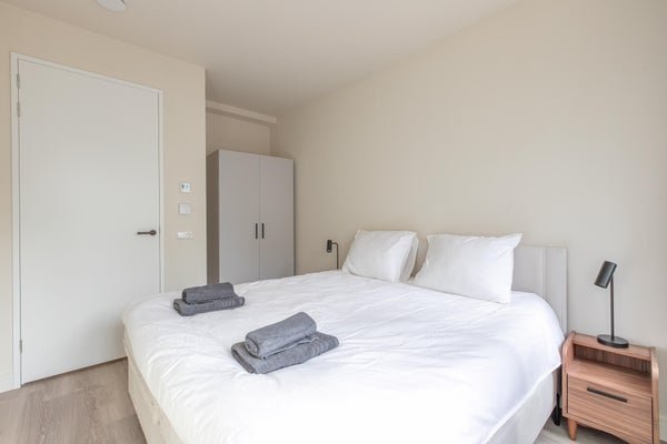 For rent: Flat Mathenesserlaan 208 N in Rotterdam