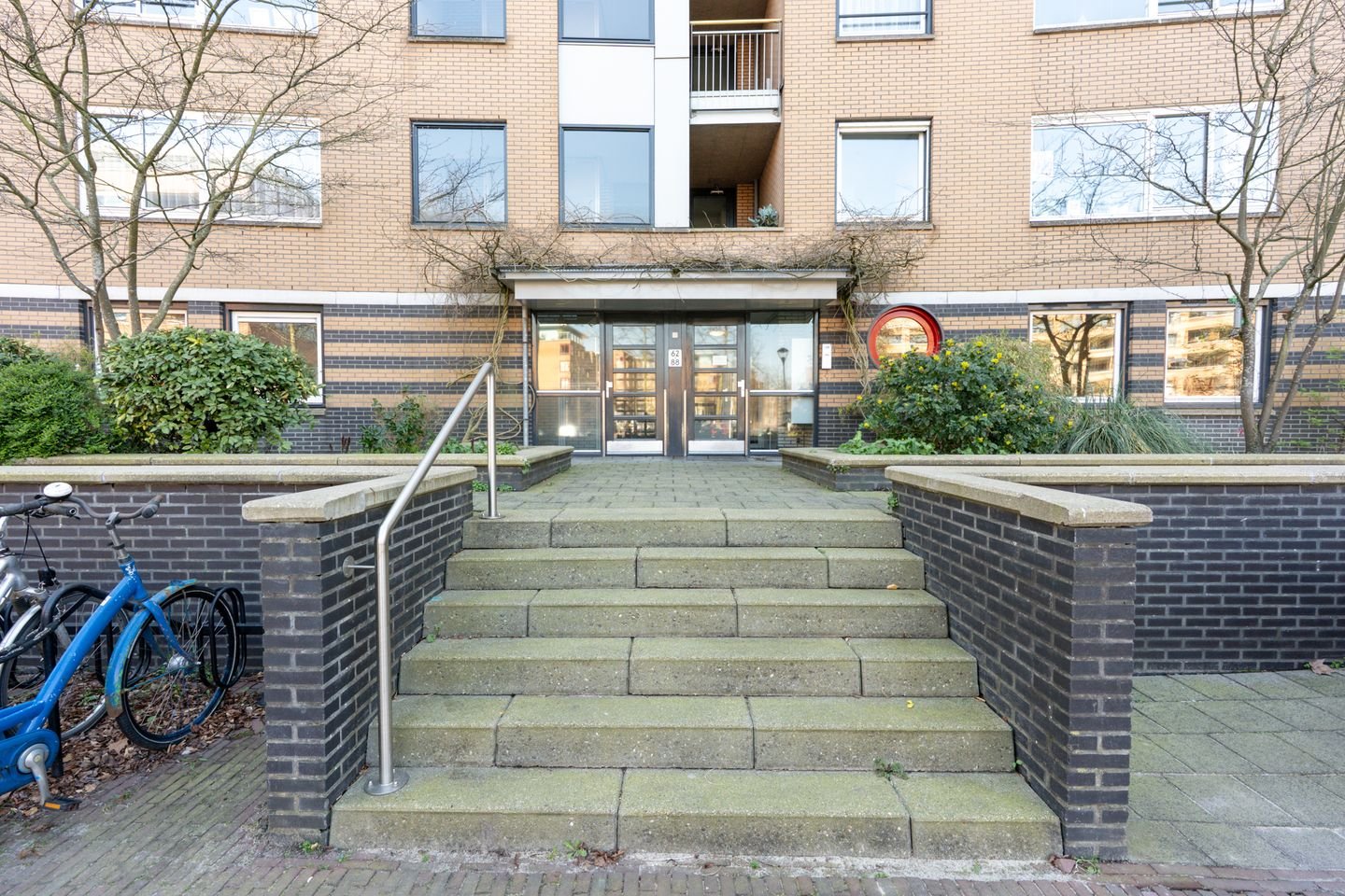 Henriëtte Roland Holststraat 74
