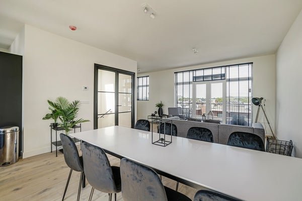 For rent: Flat Usselincxstraat in Den Haag