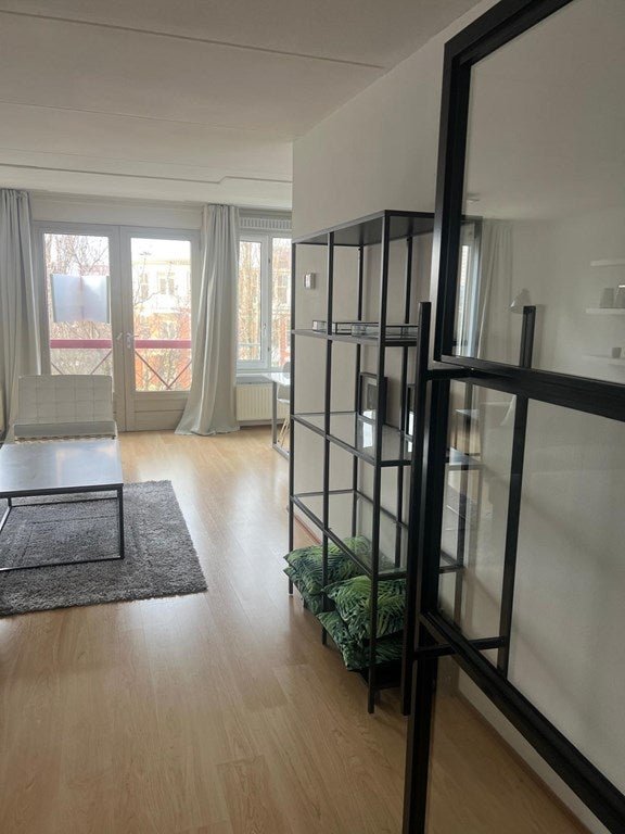 For rent: Flat Waldeck Pyrmontkade in Den Haag