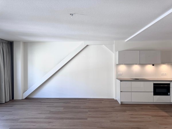For rent: Flat Achter Clarenburg 33 A in Utrecht