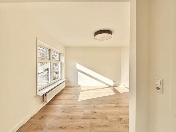 For rent: Flat Magalhaensplein in Amsterdam