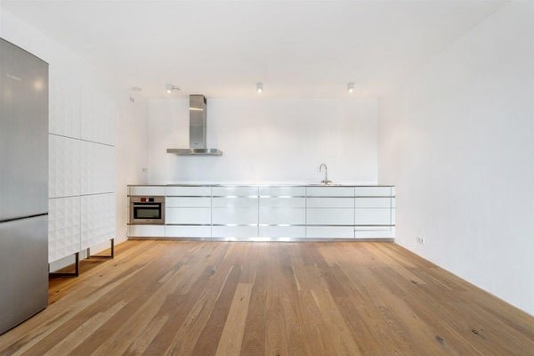 For rent: Flat Pieter Oosterhuisstraat in Amsterdam