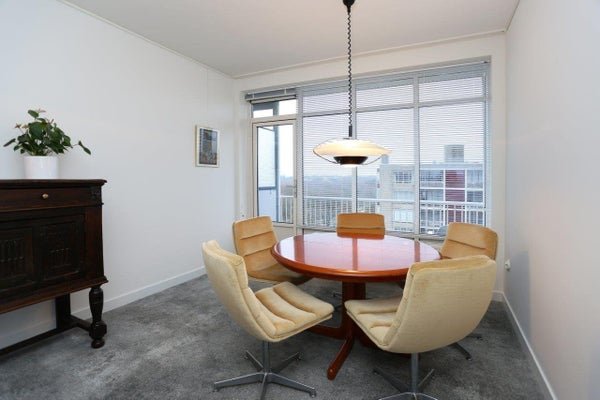 For rent: Flat Van Alkemadelaan in Den Haag
