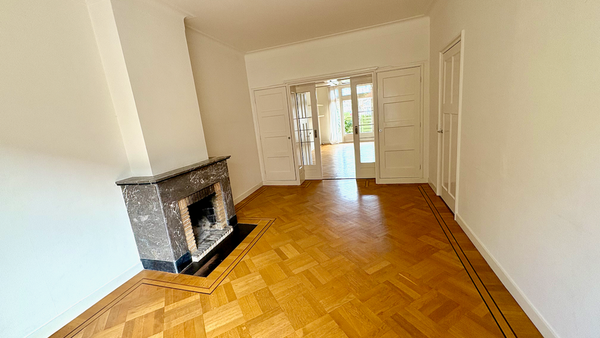 For rent: Flat Van der Aastraat in Den Haag
