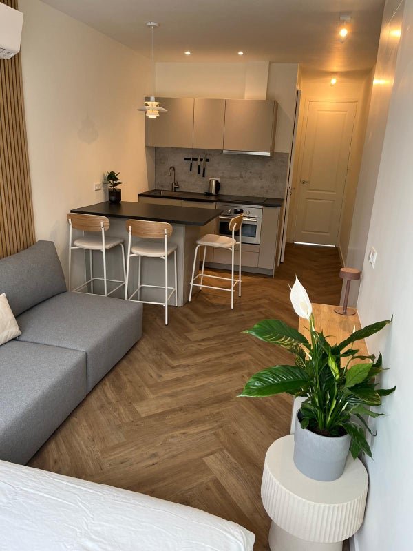 For rent: Flat Nieuwe Laan in Amsterdam