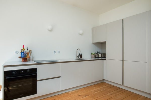 For rent: Flat Tolstraat in Amsterdam