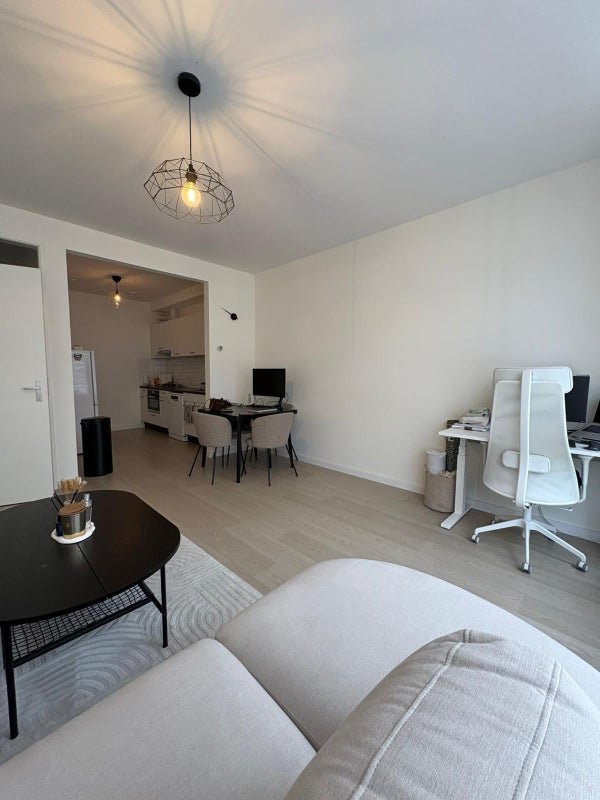 For rent: Flat Mathenesserdijk 365 A in Rotterdam