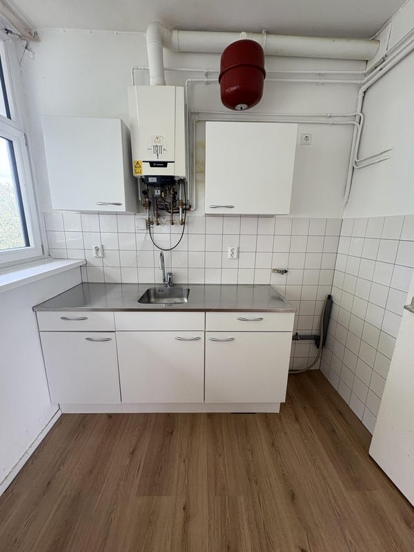 For rent: Flat Zuidplein 104 E in Rotterdam