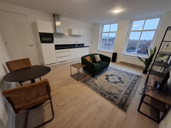 For rent: Flat Zijlweg 119 in Haarlem