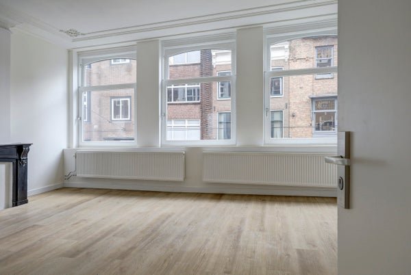 For rent: Flat Leidsestraat 76 1 in Amsterdam