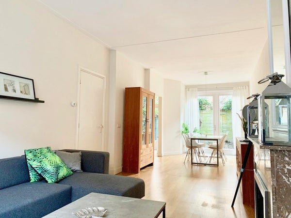 For rent: Flat Pieter van den Zandestraat in Den Haag
