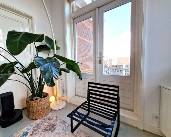For rent: Flat Groot Hertoginnelaan in Den Haag
