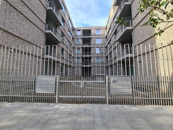 For rent: Flat Burgemeester Hoffmanstraat in Rotterdam