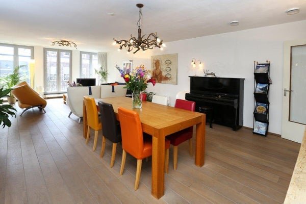 For rent: Flat Oude Molstraat in Den Haag