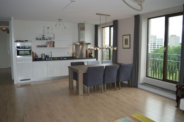 For rent: Flat Titus van Rijnstraat in Amsterdam
