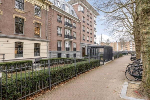 For rent: Flat Prof. Tulpplein 12 in Amsterdam