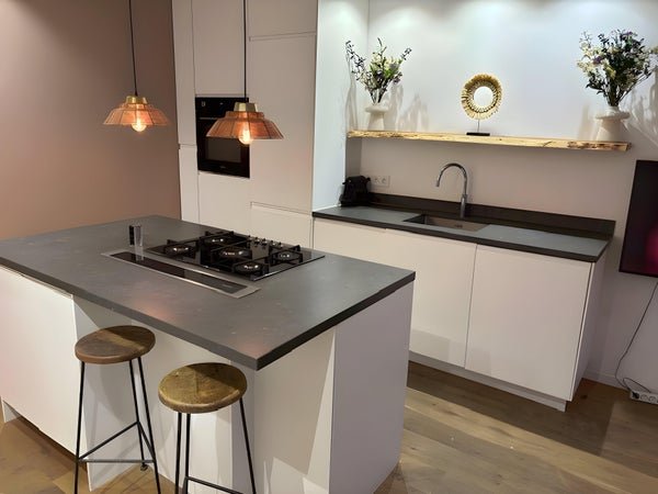 For rent: Flat Aalsmeerweg 37 H in Amsterdam