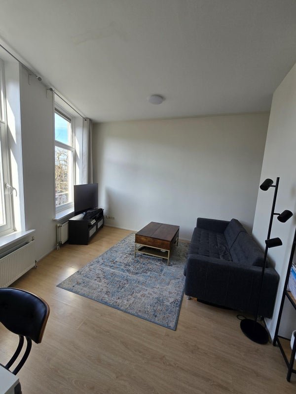 For rent: Flat Nieuwe Binnenweg in Rotterdam