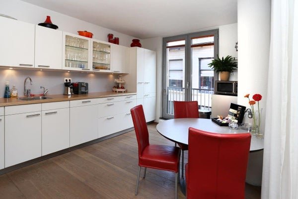 For rent: Flat Oude Molstraat in Den Haag