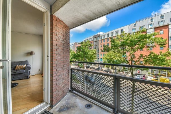 For rent: Flat Valkenburgerstraat in Amsterdam