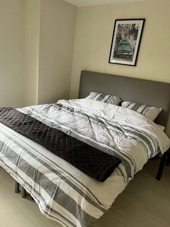 For rent: Flat Korte Houtstraat in Den Haag