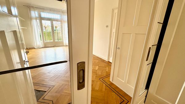 For rent: Flat Van der Aastraat in Den Haag