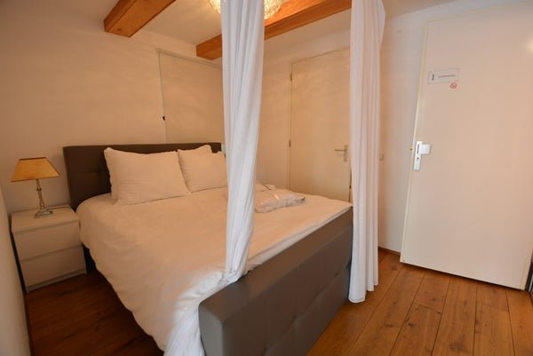 For rent: Flat Brabantse Turfmarkt 43 1 in Delft