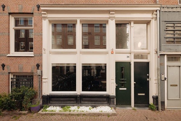 For rent: Flat Van Oldenbarneveldtstraat in Amsterdam